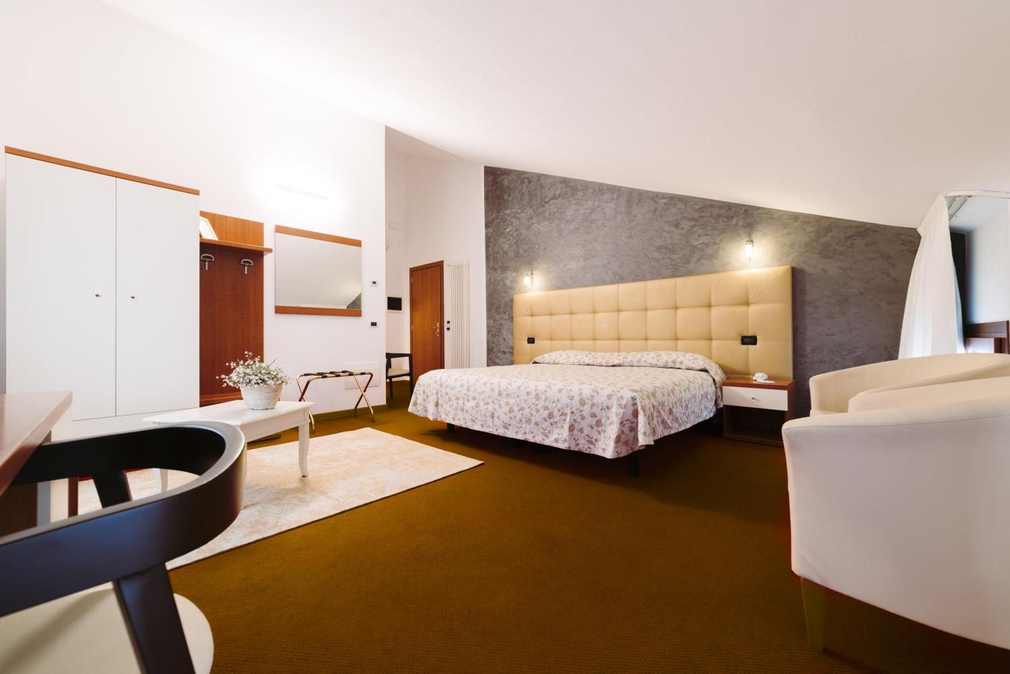 Hotel Roma Cittadella Exteriör bild
